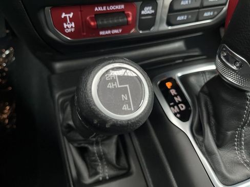 New 2026 Jeep Gladiator Mojave AWD/4WD image 47