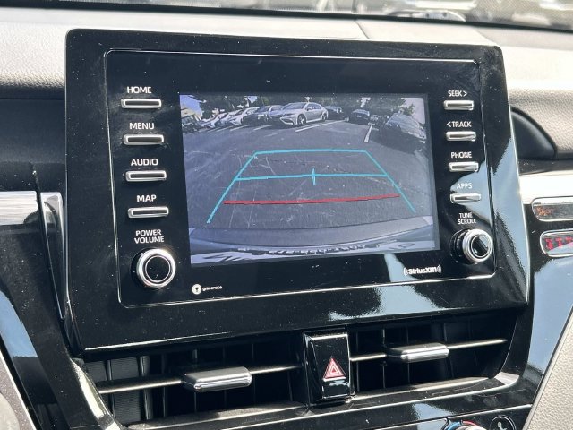 Used 2024 Toyota Camry SE FWD image 19