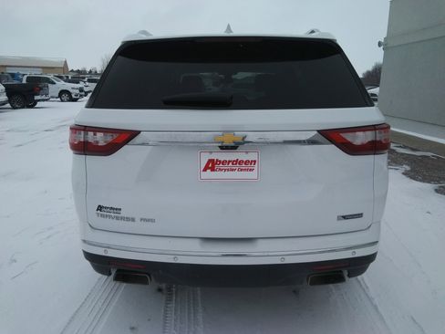 Used 2018 Chevrolet Traverse Premier image 6