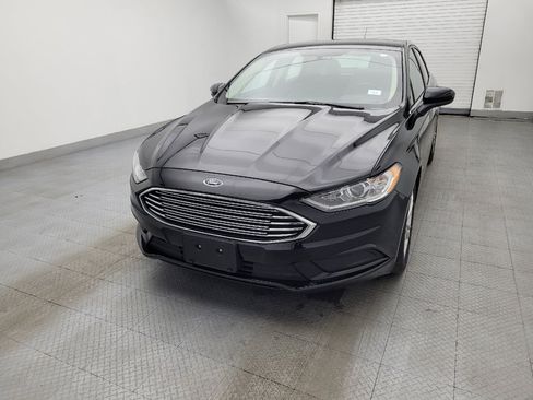 Used 2018 Ford Fusion S image 15