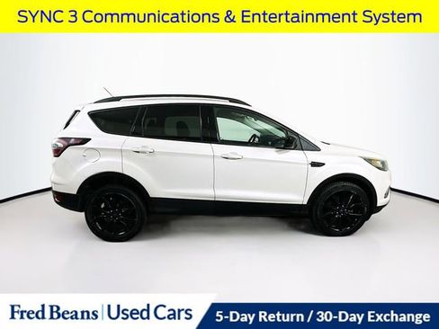 Used 2017 Ford Escape SE w/ Equipment Group 201A image 10