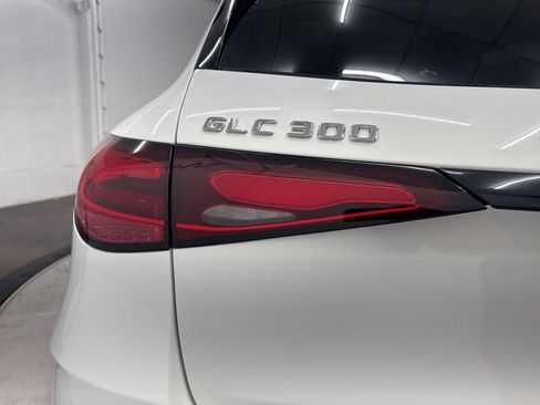 New 2026 Mercedes-Benz GLC 300 image 11
