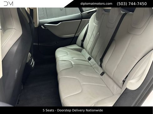 Used 2013 Tesla Model S Performance RWD image 23