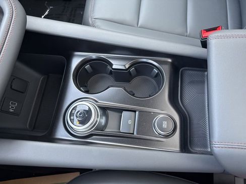 New 2026 Ford Explorer Active w/ Active Comfort Package image 23