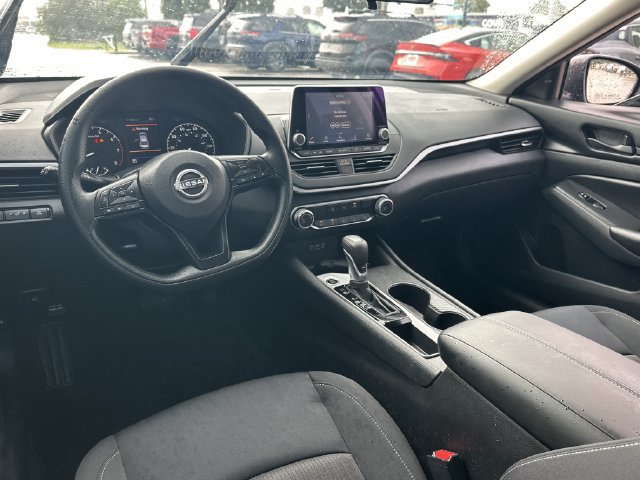 Certified 2025 Nissan Altima 2.5 S FWD image 15