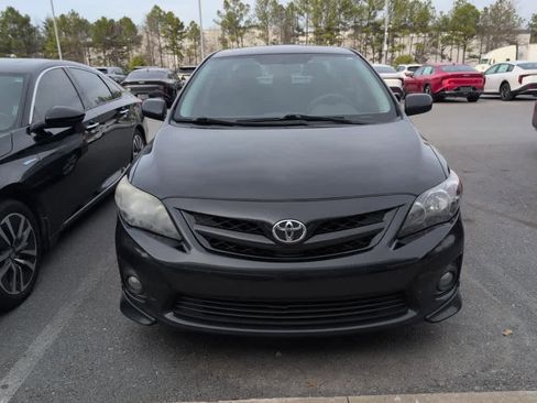Used 2011 Toyota Corolla S image 2