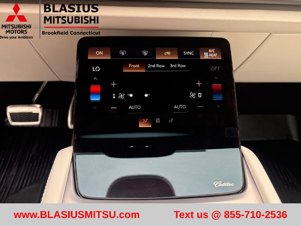 Used 2026 Cadillac Vistiq Sport AWD/4WD image 27