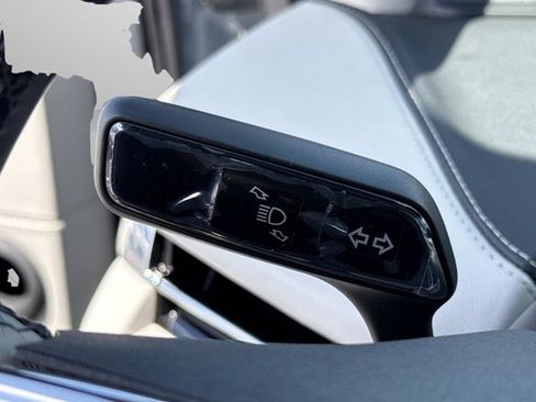 New 2026 Lincoln Navigator Premiere AWD/4WD image 45