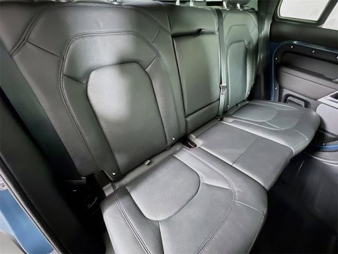 Used 2024 Land Rover Defender 110 S image 29