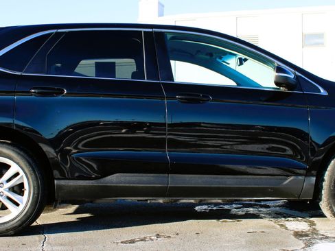 Used 2018 Ford Edge SEL image 4