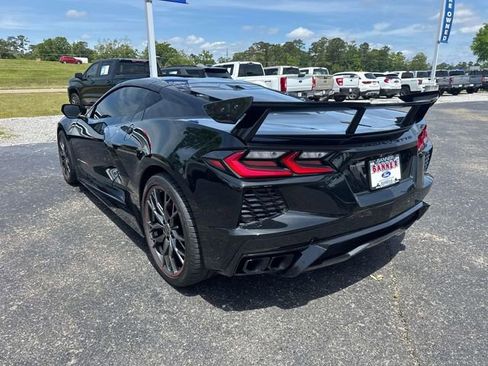 Used 2023 Chevrolet Corvette Stingray Preferred Cpe w/ Z51 Performance Package RWD image 5