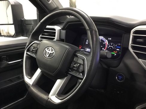 Used 2022 Toyota Tundra Platinum w/ Advanced Package image 31