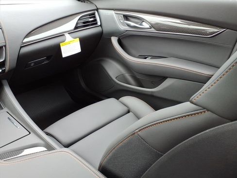 New 2026 Cadillac CT5 Sport image 10