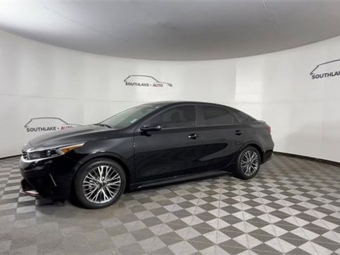 Certified 2024 Kia Forte GT-Line w/ GT-Line Premium Package image 4