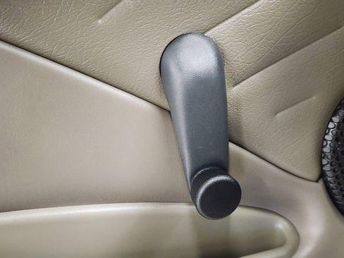 Used 2002 Pontiac Grand Am SE image 20