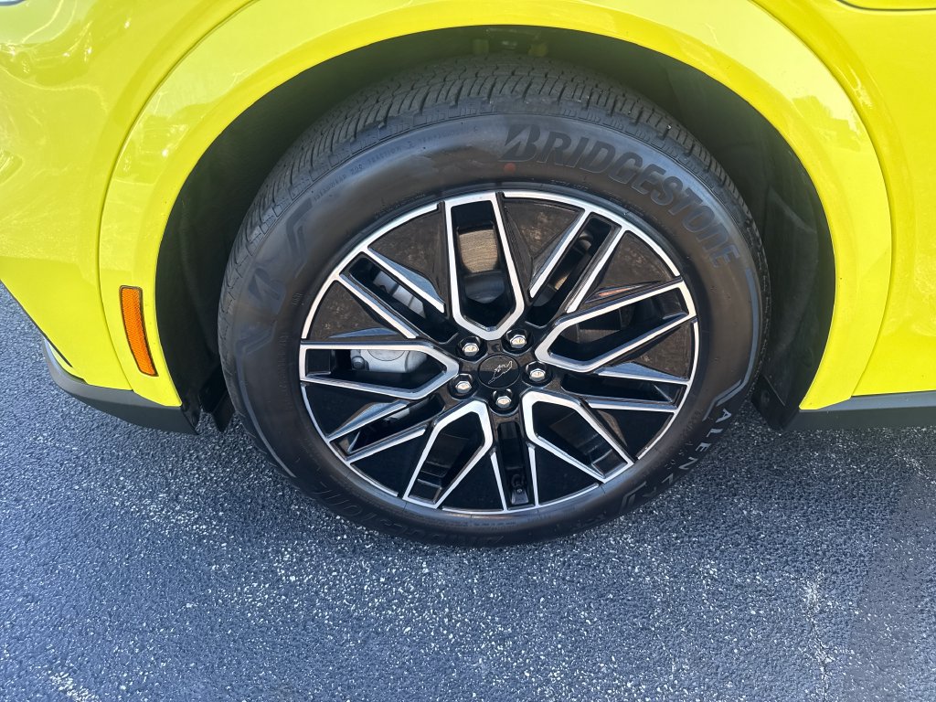 Used 2025 Ford Mustang Mach-E Premium AWD/4WD image 14