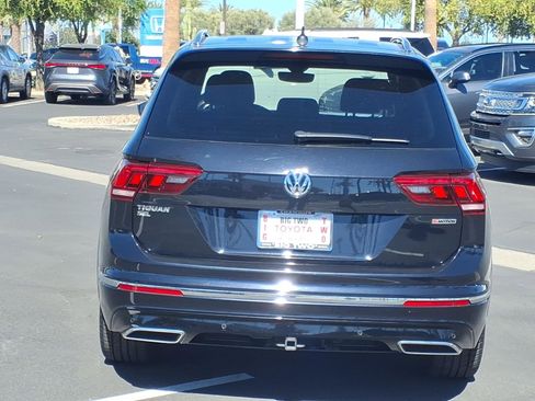 Used 2020 Volkswagen Tiguan SEL Premium R-Line w/ 3rd Row Seat Package image 5