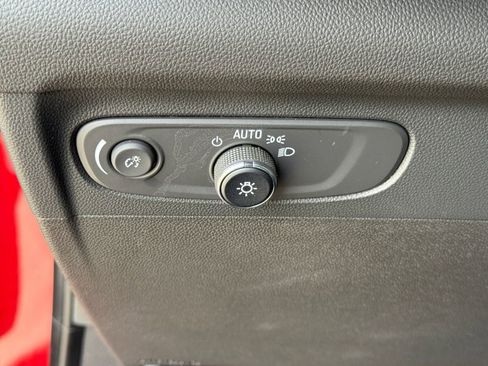 Used 2022 Buick Envision Preferred FWD image 20