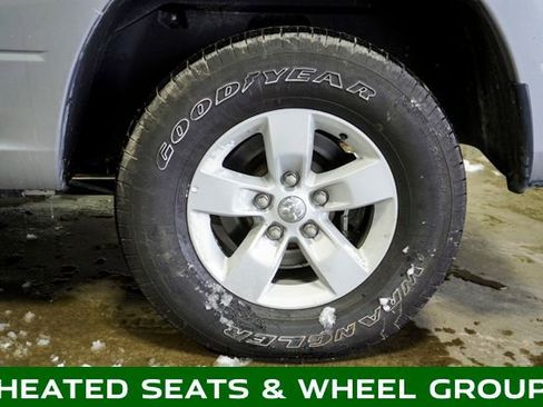 Used 2022 RAM 1500 Classic SLT w/ Electronics Convenience Group image 5