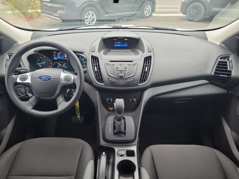 Used 2016 Ford Escape S image 17