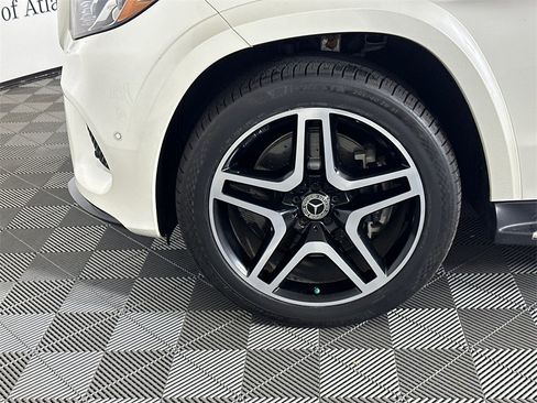 Used 2017 Mercedes-Benz GLS 550 4MATIC image 11