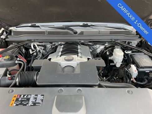 Used 2018 Cadillac Escalade ESV Luxury image 49