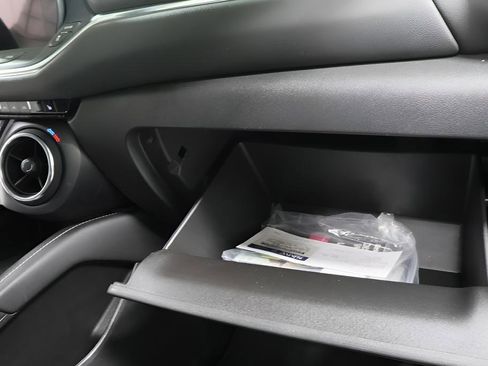 Used 2025 Chevrolet Blazer LT image 29