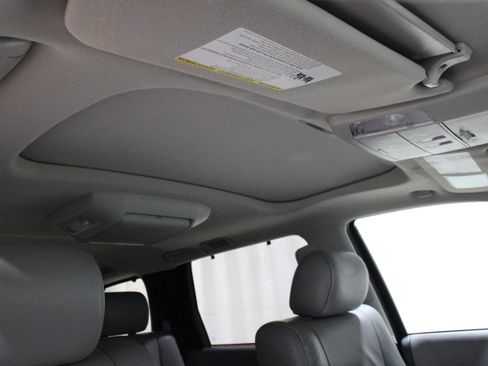 Used 2019 Toyota Sequoia Platinum AWD/4WD image 33