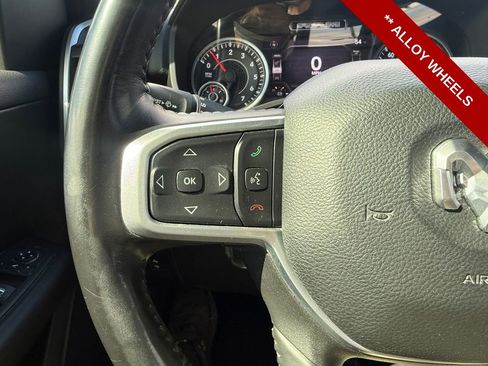 Used 2022 RAM 1500 Big Horn AWD/4WD image 18