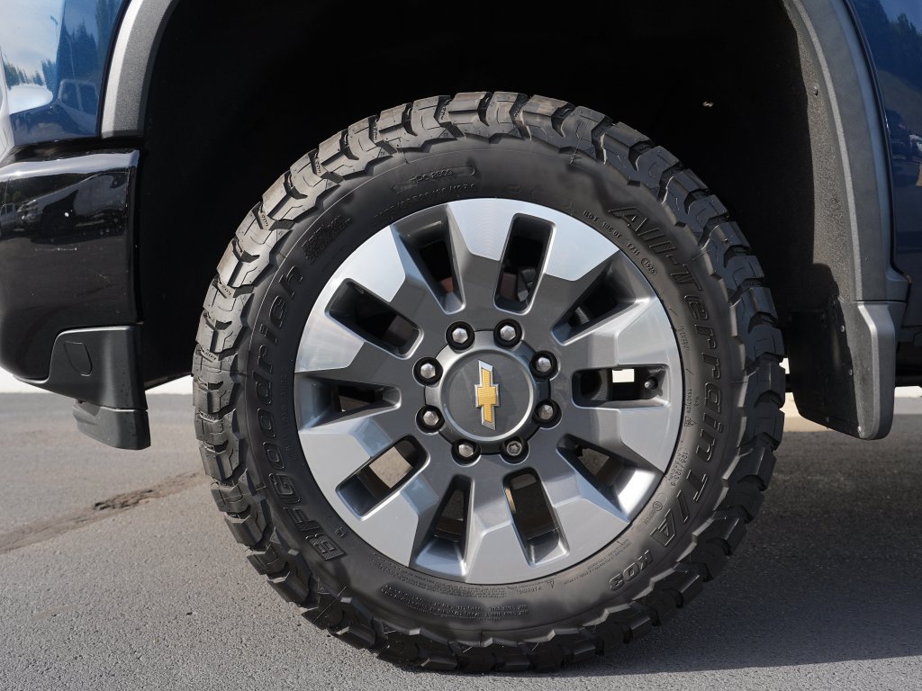 Used 2021 Chevrolet Silverado 2500 Custom w/ Custom Value Package AWD/4WD image 29