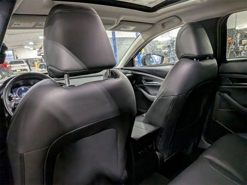 Used 2025 MAZDA CX-30 AWD 2.5 S w/ Preferred Package image 24