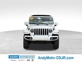 Used 2022 Jeep Wrangler Unlimited Sahara AWD/4WD video 2
