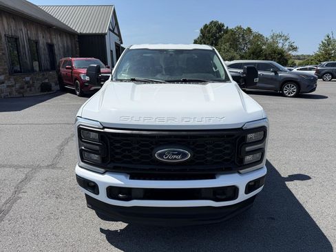 Used 2024 Ford F250 XL w/ STX Appearance Package AWD/4WD image 10