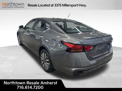 Used 2025 Nissan Altima 2.5 SV