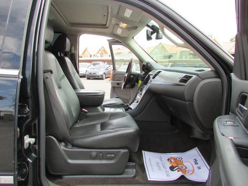 Used 2009 Cadillac Escalade 2WD image 26