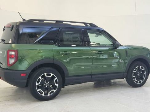 Used 2024 Ford Bronco Sport Outer Banks AWD/4WD image 8