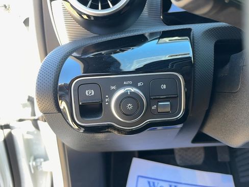 Used 2021 Mercedes-Benz A 220 image 20