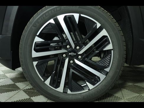 New 2026 Chevrolet Equinox RS image 13