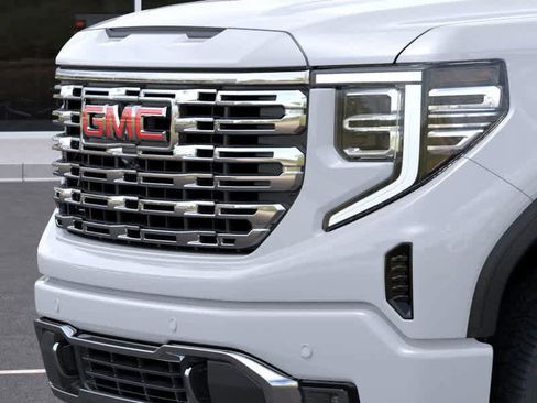 New 2026 GMC Sierra 1500 Denali AWD/4WD image 28