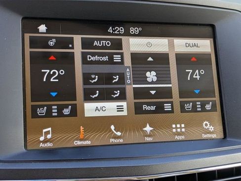 Used 2018 Lincoln MKT AWD w/ Technology Package image 26
