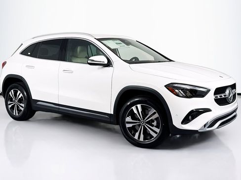 New 2025 Mercedes-Benz GLA 250 image 3