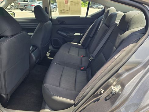 Certified 2025 Nissan Altima 2.5 SV AWD/4WD image 11