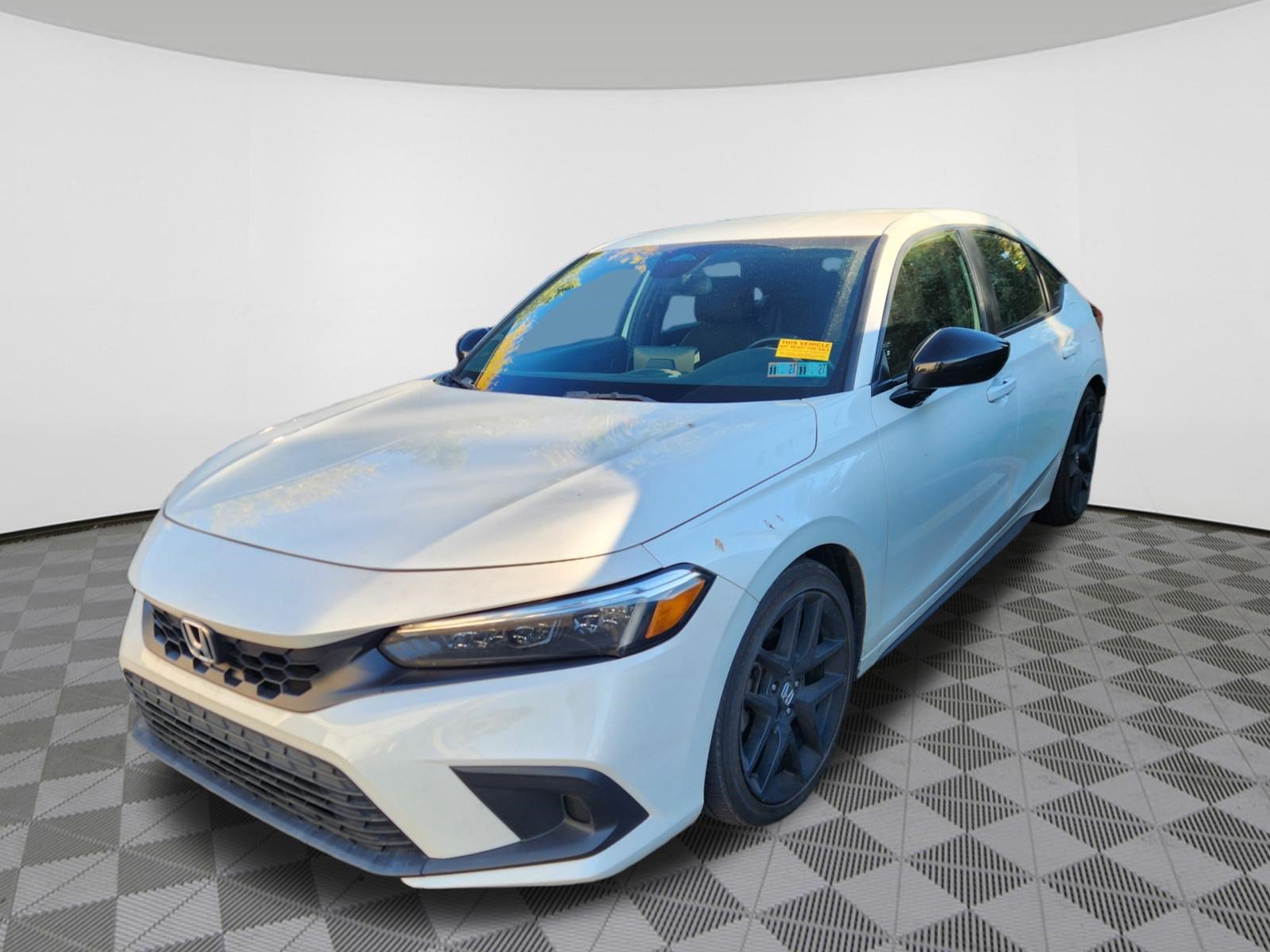 Used 2024 Honda Civic Sport image 2
