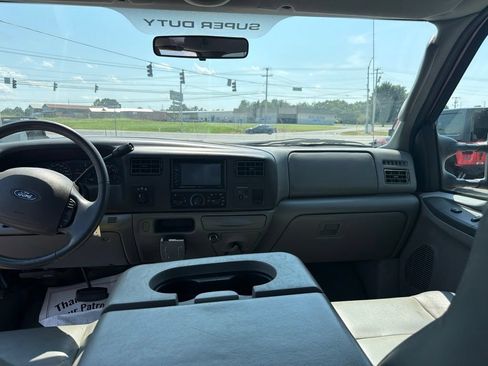 Used 2004 Ford F250 Lariat AWD/4WD image 15