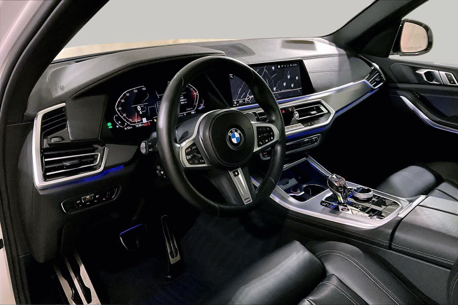 Used 2022 BMW X5 xDrive40i AWD/4WD image 17