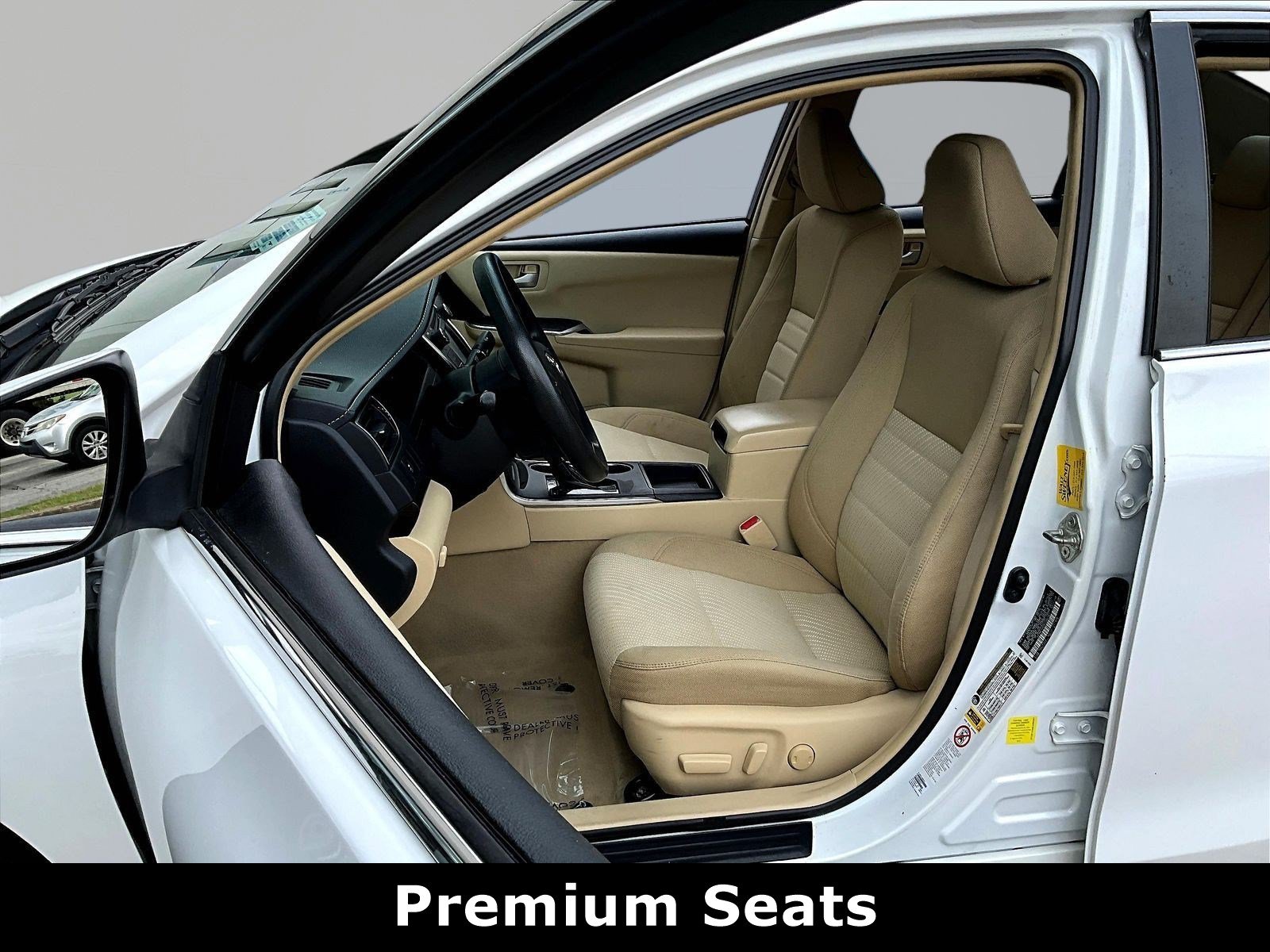Used 2015 Toyota Camry LE FWD image 19