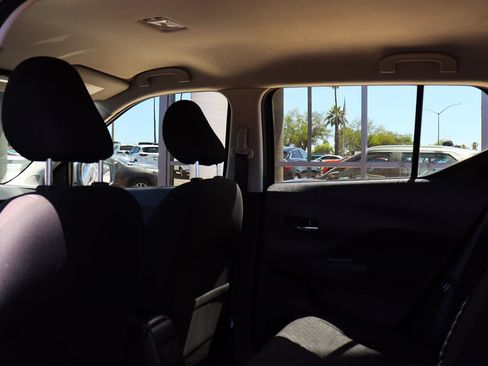 Used 2021 Nissan Kicks SV FWD image 34
