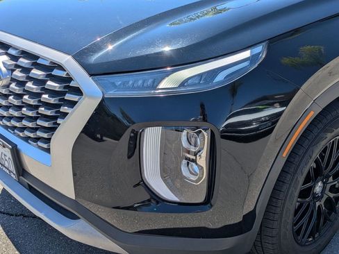 Used 2022 Hyundai Palisade SEL w/ Winter Package FWD image 8