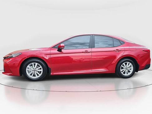 Certified 2025 Toyota Camry LE image 8