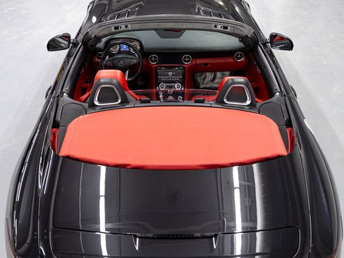 Used 2012 Mercedes-Benz SLS AMG Roadster image 22
